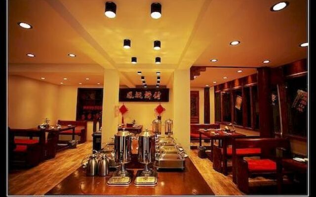 Lijiang Courier Inn
