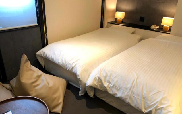 Hotel 3 O'Clock Tennoji