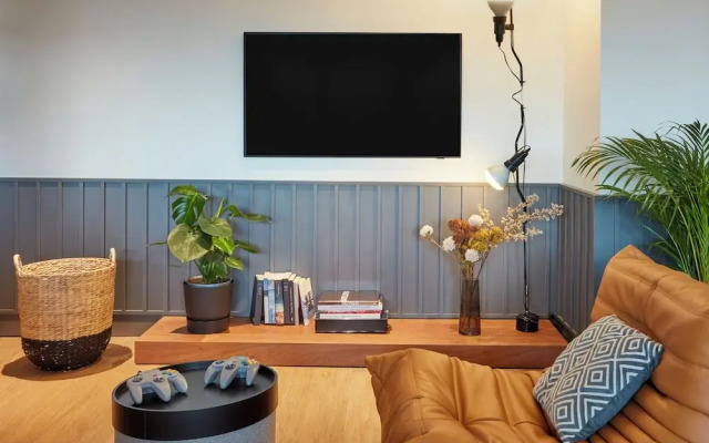 Aparthotel Adagio London City East