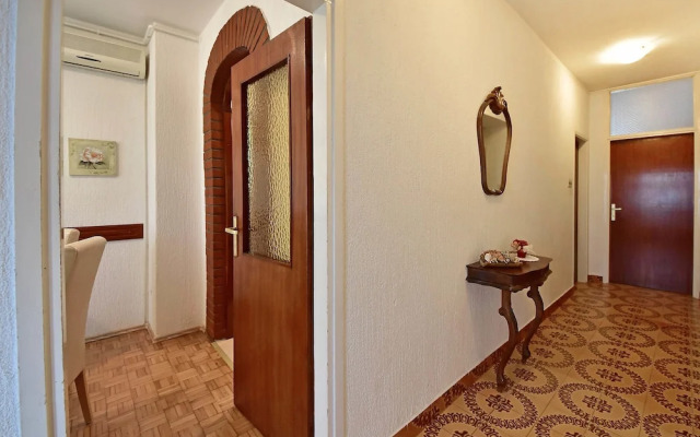 Egulja Jadranovo in Jadranovo