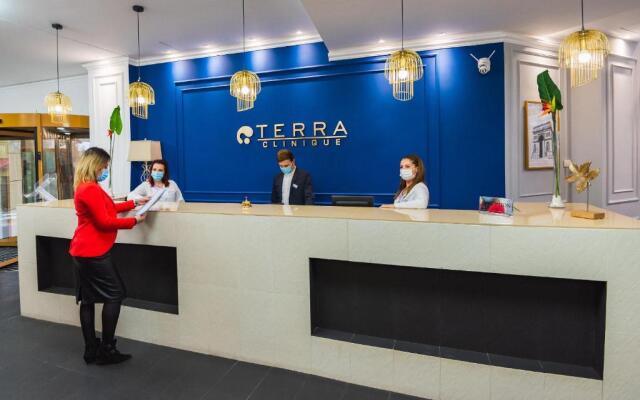 Terra Clinique Hotel