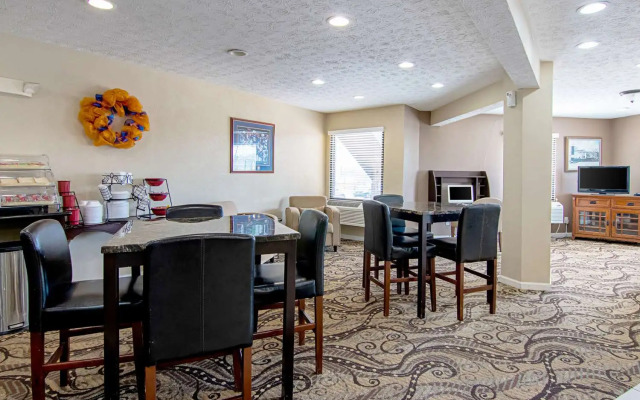 Auburn Lodge Near University