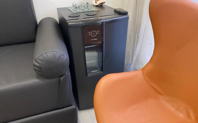 150m da Praia de Jurere - Excelente Apartamento