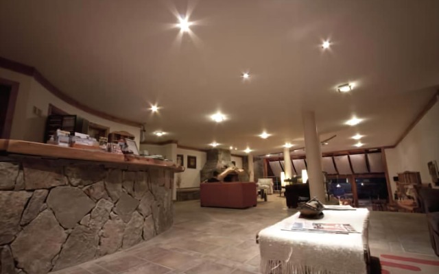 Costa Serena Aparts & Spa