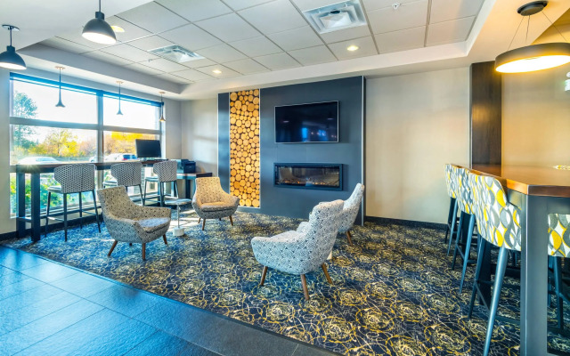 Quality Inn and Suites Petawawa