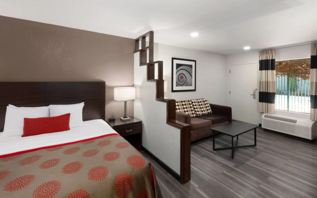Ramada by Wyndham El Paso