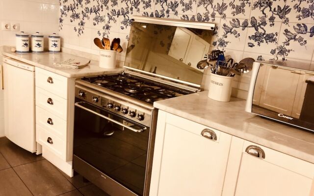 Casa Historica Al Lado Del Mar