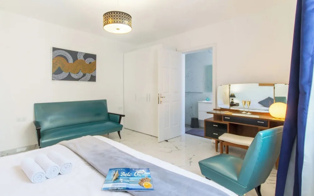 A Sunny Penthouse Modern 2 bdr - Sliema