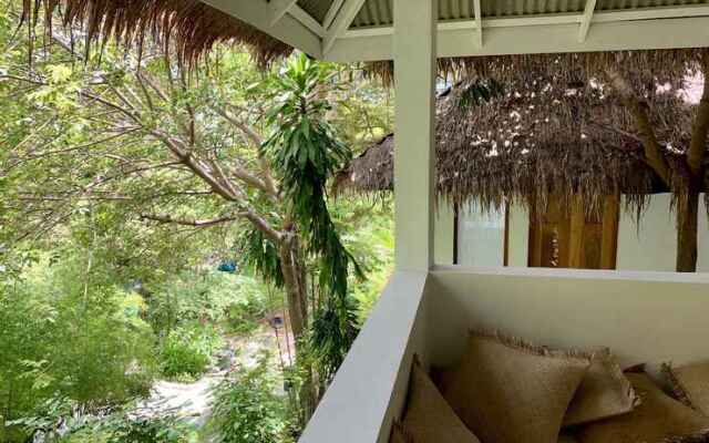 Coconut Beach Bungalows