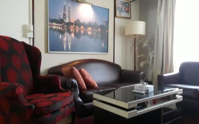1Imbi Suites Times Square