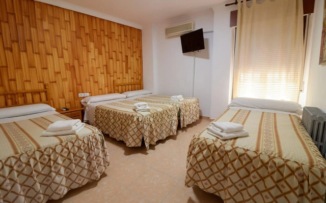 Hotel Virgen de los Reyes