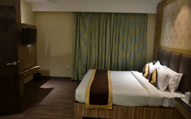 Tulip Tree Hotel