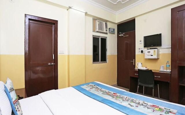OYO 9628 Hotel Fort