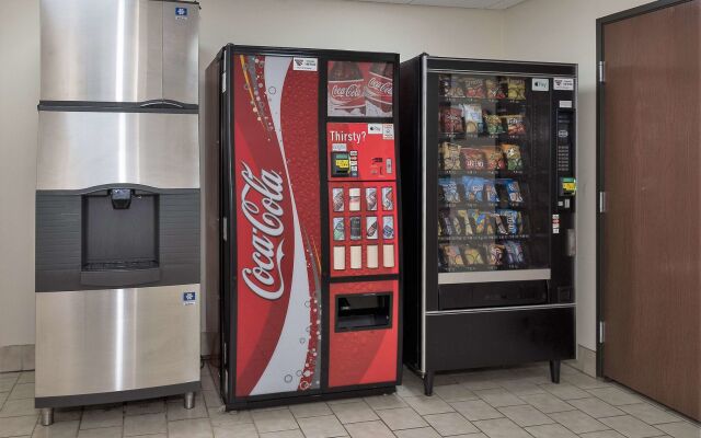 Red Roof Inn Hartford - New Britain