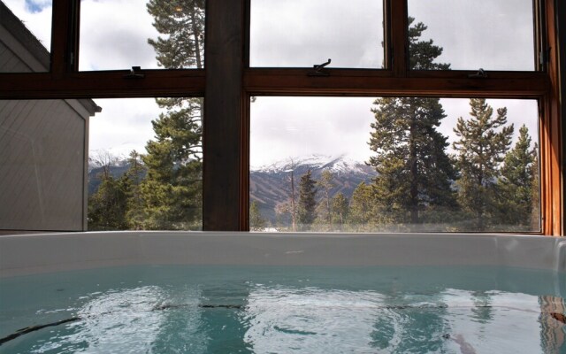 Gold Point Resort Breckenridge by Vacatia