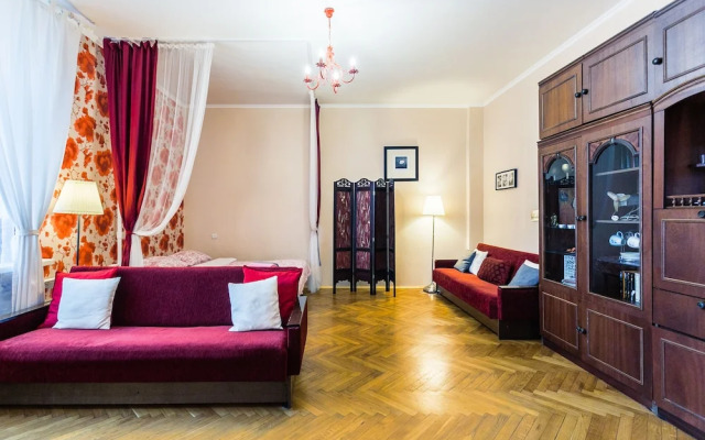 Апартаменты на Гончарной наб.