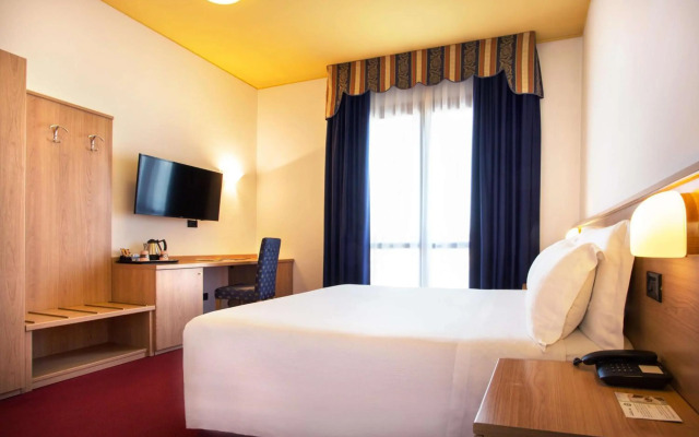 Uappala Hotel Cruiser