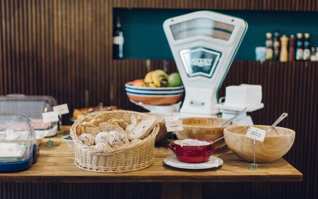 The Independente Suites & Terrace