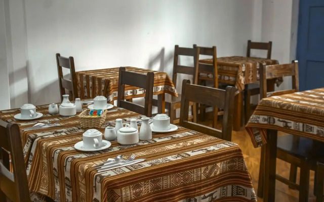 Hotel Del Prado Hometown