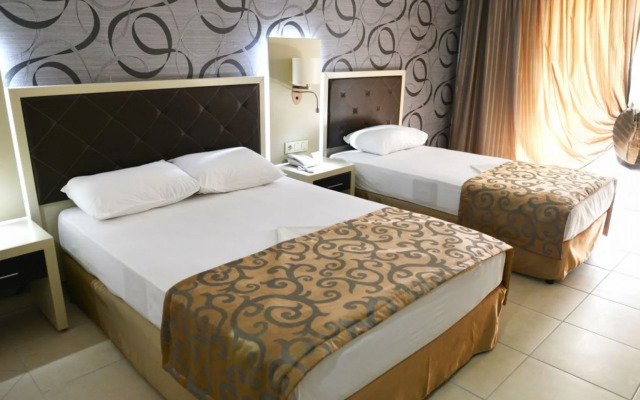 Asrin Beach Hotel