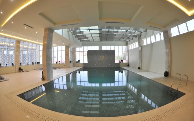 Bayat Hotels Company