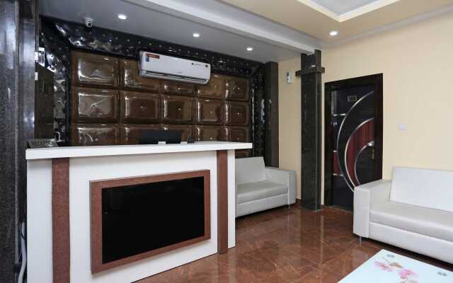 OYO 15530 Hotel G S Residency