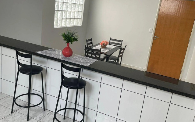 Apartamento amplo, confortável e equipado - Apt 101