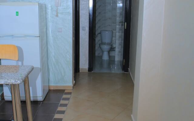 Bouznika Apartment 2021