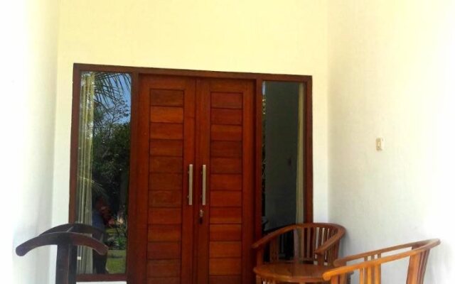 Orange Balangan Bungalow
