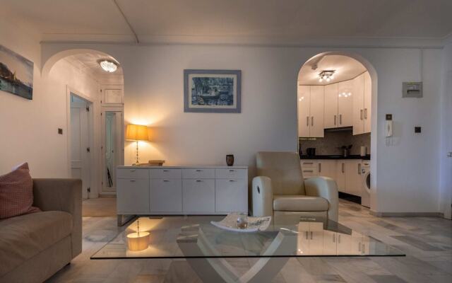 Neptune Suite-hosted by Sweetstay