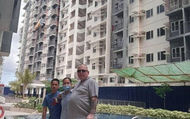 Impeccable 2-bed Apartment in Quezon City