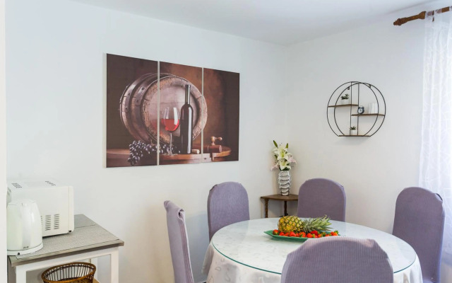 Apartments Lidija - see view with private hot tub and split level apartment with garden