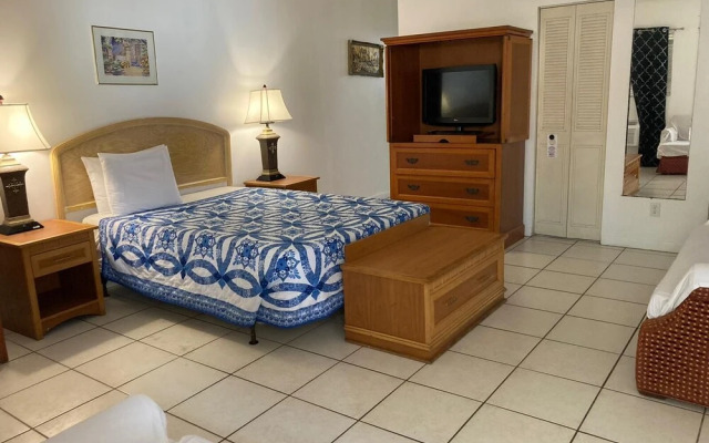 Richard's Motel Studio