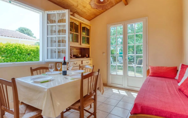 LA BRUYèRE (MVT220)