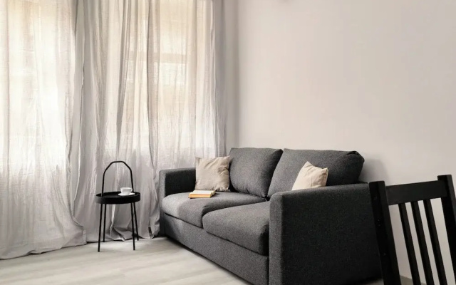 JOIVY Charming 2BR Flat near City Life