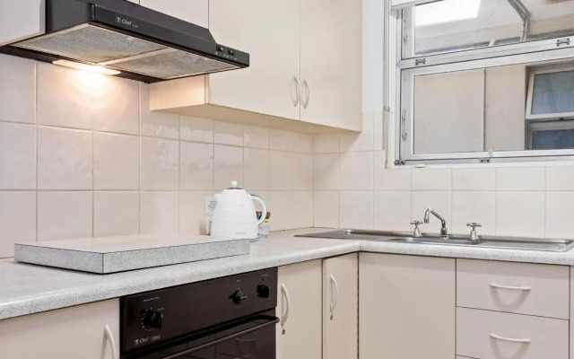 Taft Apartments