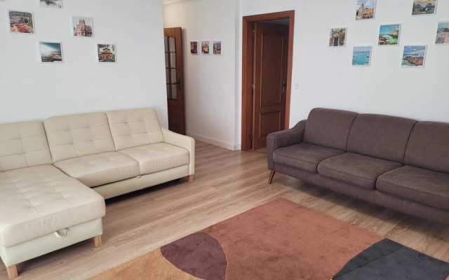 Mouro Rivers House - Remarkable 3-bed Apartment