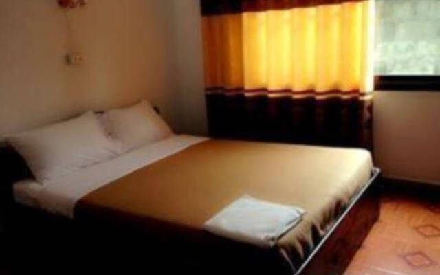 Jing Chaleun Guesthouse