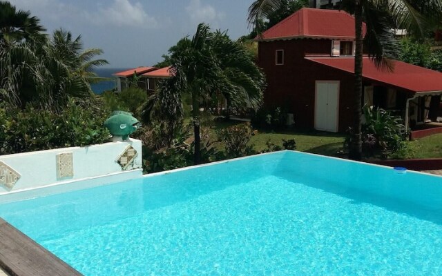 Bungalow With one Bedroom in Le Moule, With Wonderful sea View, Pool A