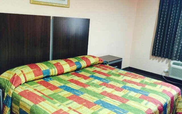 Scottish Inn & Suites - Hobby Airport