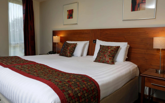 Best Western Kings Manor Hotel