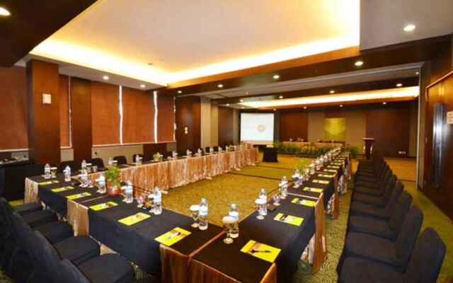 IPB Hotel And Convention Center