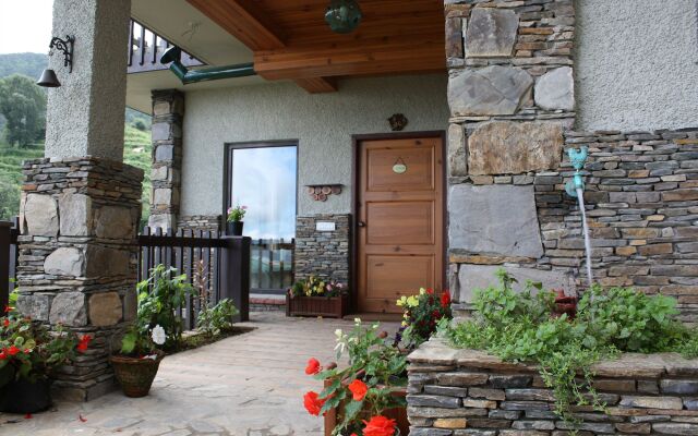 Soulitude in the Himalayas Hotel