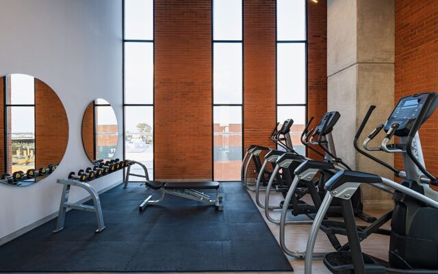 Aloft Guadalajara Sur