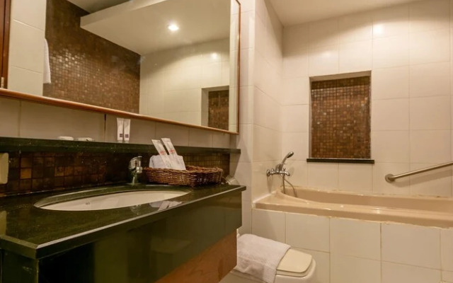 Capital O 176 Bliss Hotel