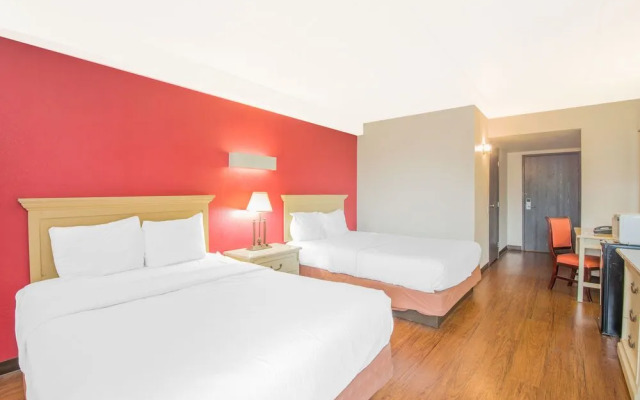 Travelodge Cleveland Willoughby