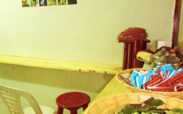 The Grasshopper Hostels AV Alta