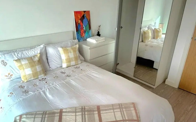 Salford Serenity Apartment