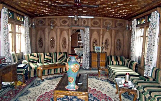 Wangnoo Sheraton Group Of Houseboats