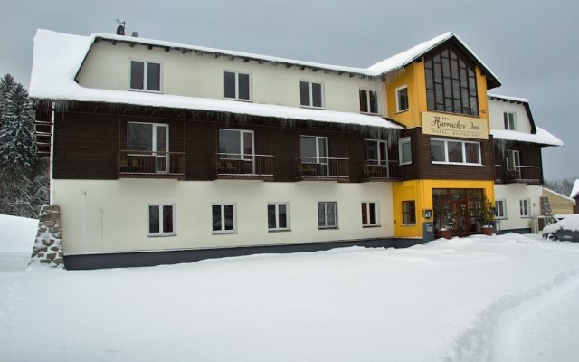 Hotel Harrachov Inn